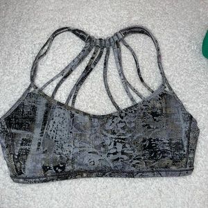lululemon sports bra
